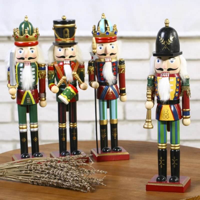 bonecos-quebra-nozes-soldados-de-madeira-decoracao-natal-tazmo-803
