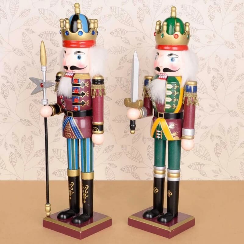 bonecos-quebra-nozes-soldados-de-madeira-decoracao-natal-tazmo-812