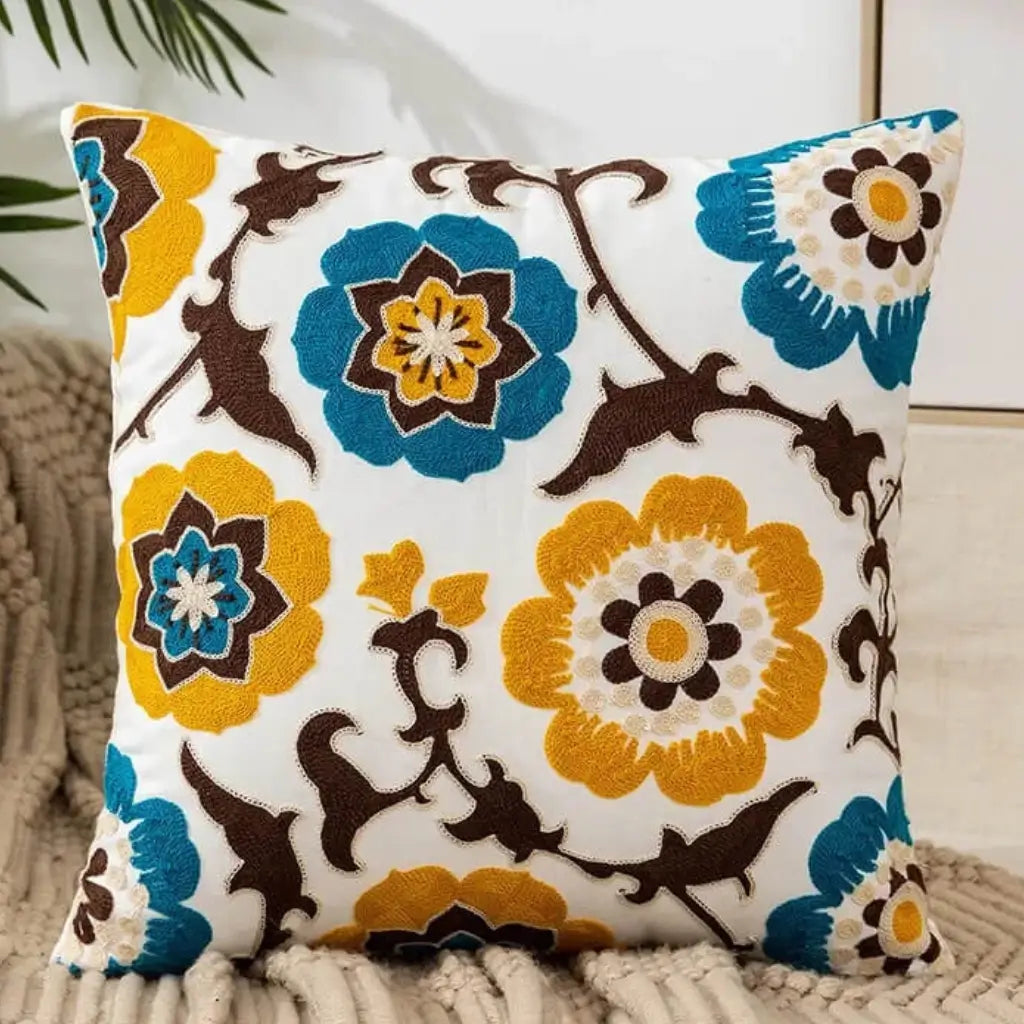 Almofada-Bordada-Tazmo-04