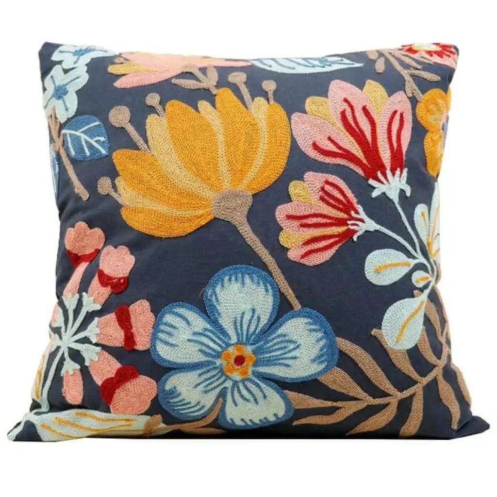 Capa-de-Almofada-Bordada-a-Mão