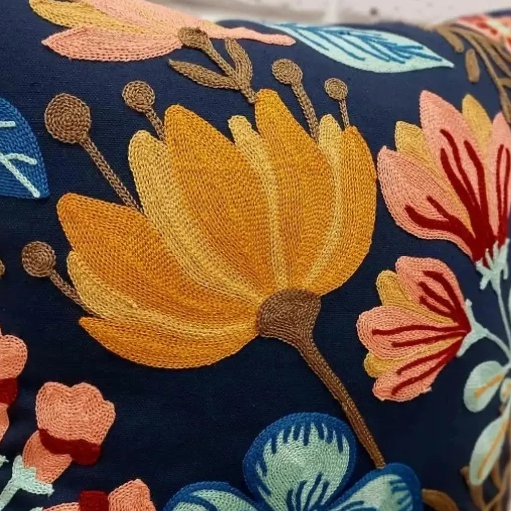 Almofadas-Bordadas-a-Mao 