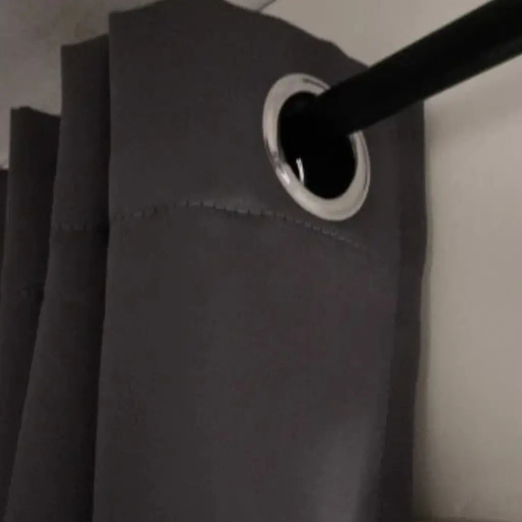 cortina-com-blackout-tazmo-88   