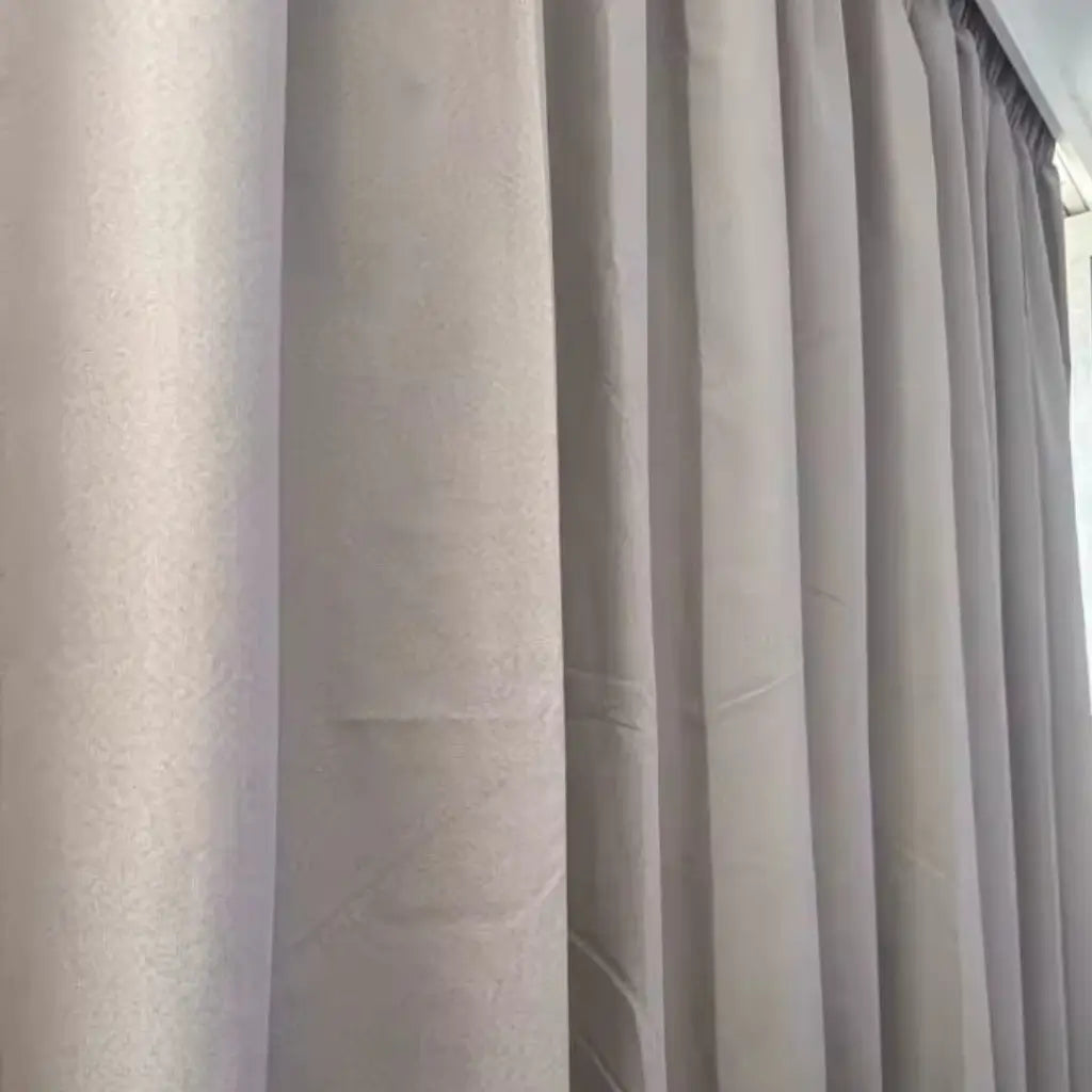 cortina-de-linho-sala-cinza