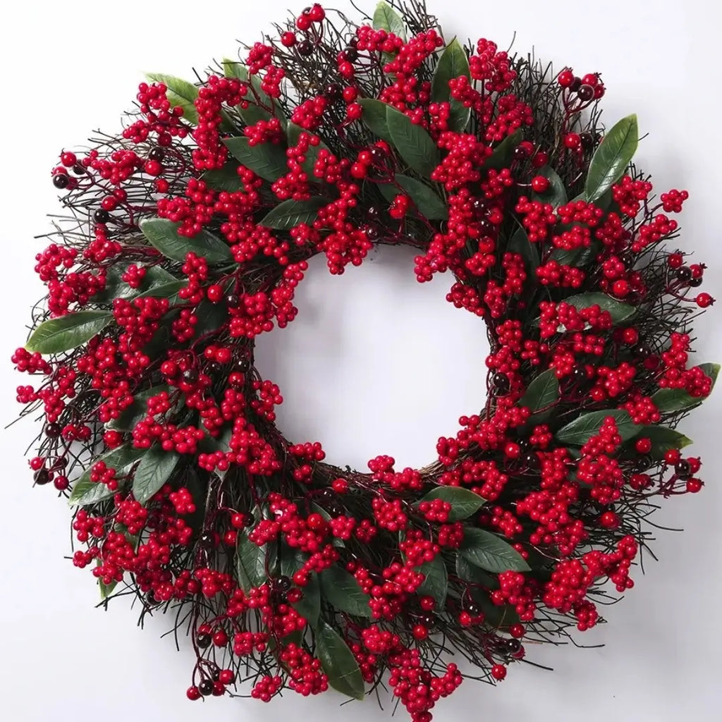 guirlanda-de-natal-frutas-vermelhas-folhagem-decoração-natalina  