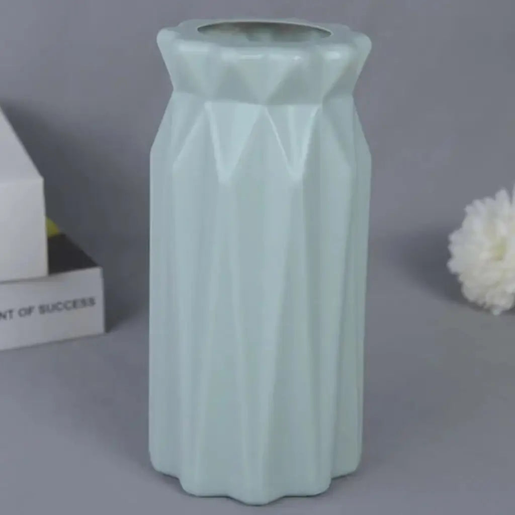 Vaso-de-Flores-para-Colorir-Verde