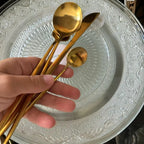 jogo-de-talheres-dourado-tazmo-3087