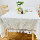 Toalha de Mesa Branca Bordada com Renda (B)