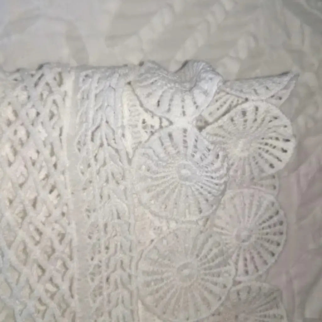 Toalha-de-Mesa-Bordada-a-Mão-Tazmo