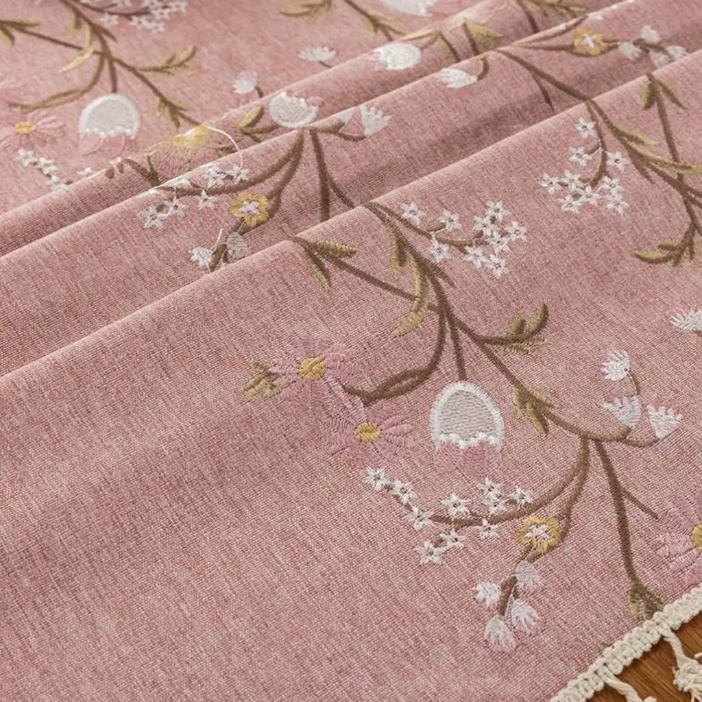 Toalha-de-Mesa-Bordada-Tazmo-29