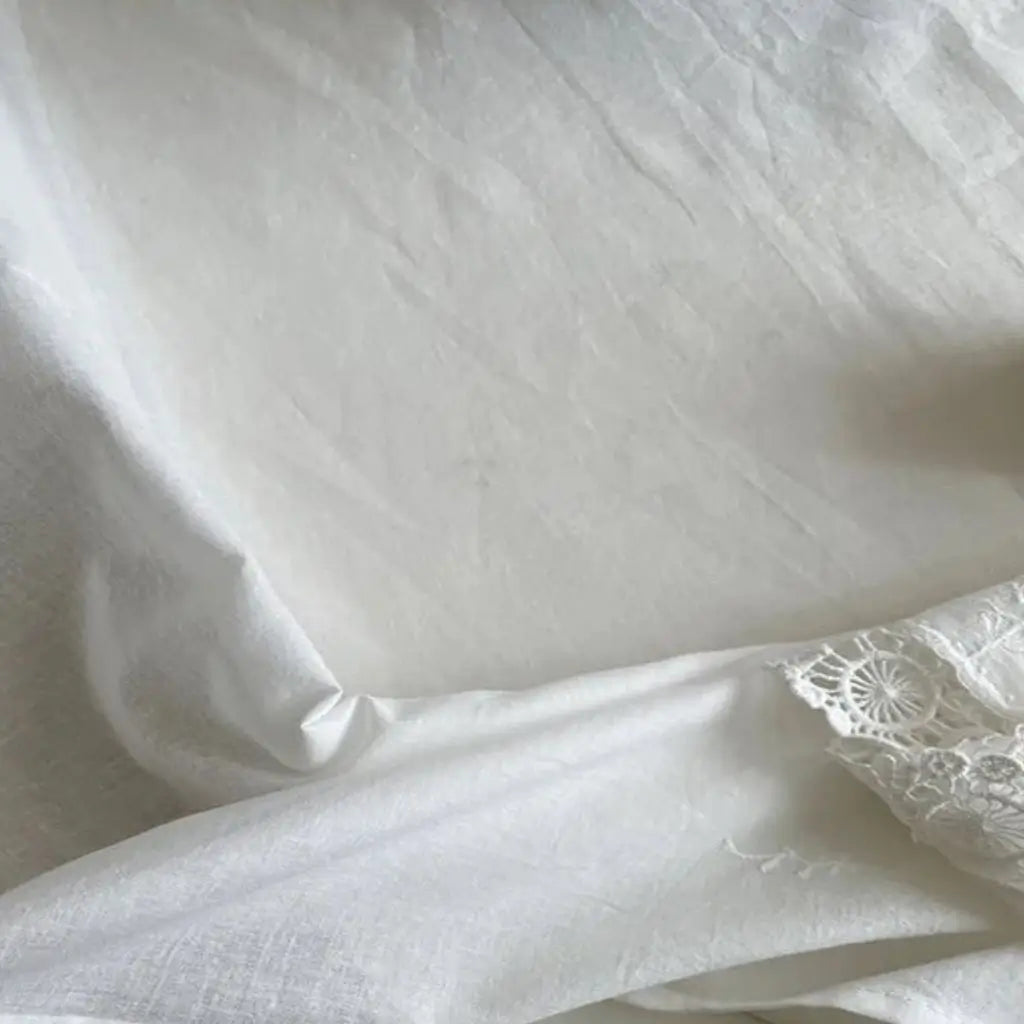 Toalha-de-Mesa-Branca-Loja-Tazmo