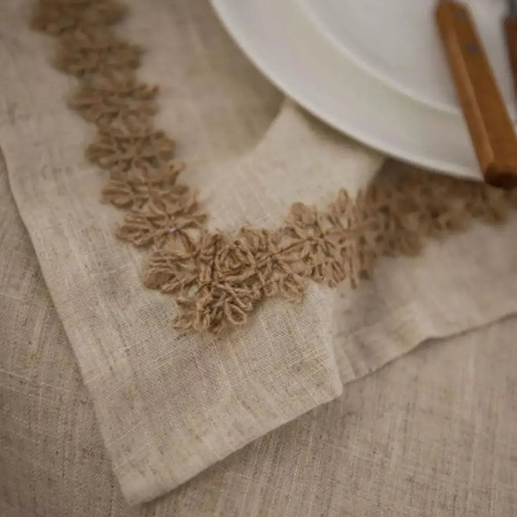 Toalha-de-Mesa-Bordada 