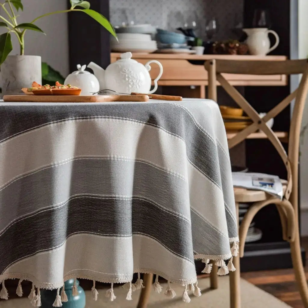 Toalha-de-Mesa-Redonda-4-Cadeiras 