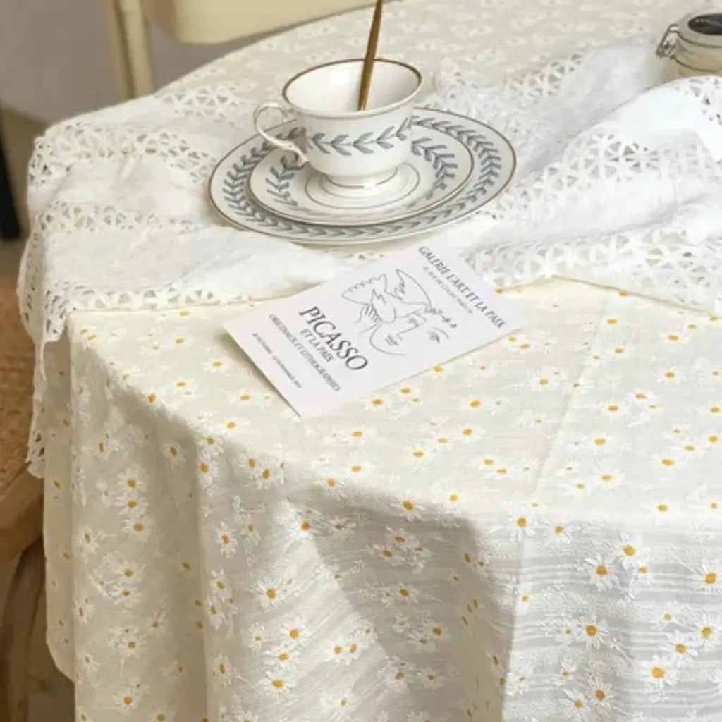 Toalha-de-Mesa-Redonda-para-6-Lugares