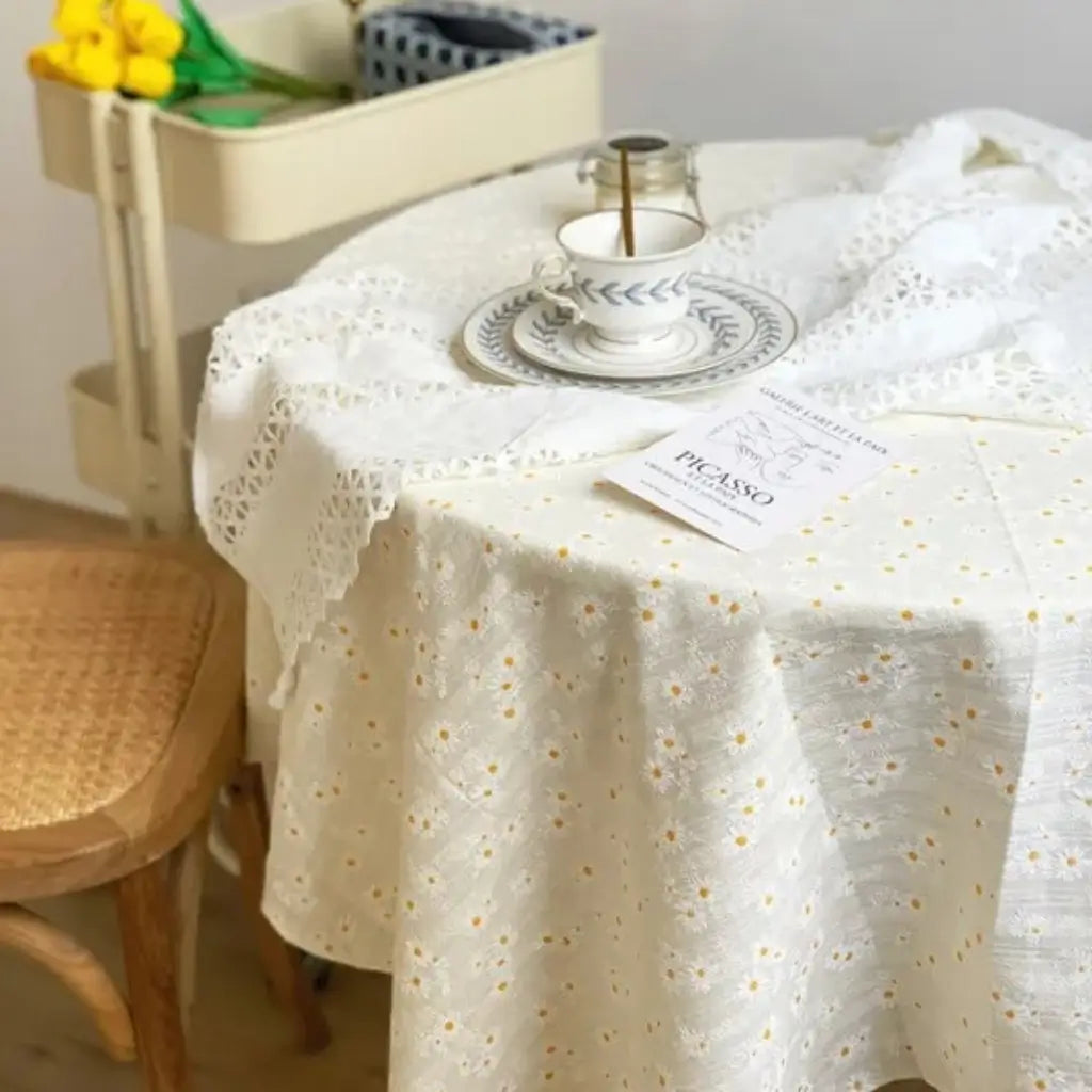 Toalha-de-Mesa-Redonda-Tazmo