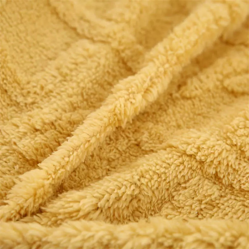 capas-de-almofadas-com-bordado-macio-chantely-tazmo-013