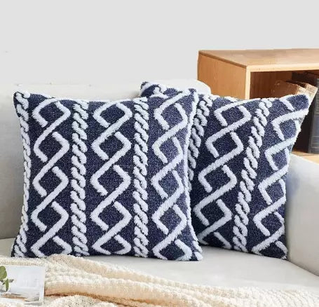 CAPAS DE ALMOFADAS COM BORDADO MACIO LUNA CHANTELY