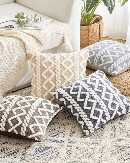 CAPAS DE ALMOFADAS COM BORDADO MACIO LUNA CHANTELY