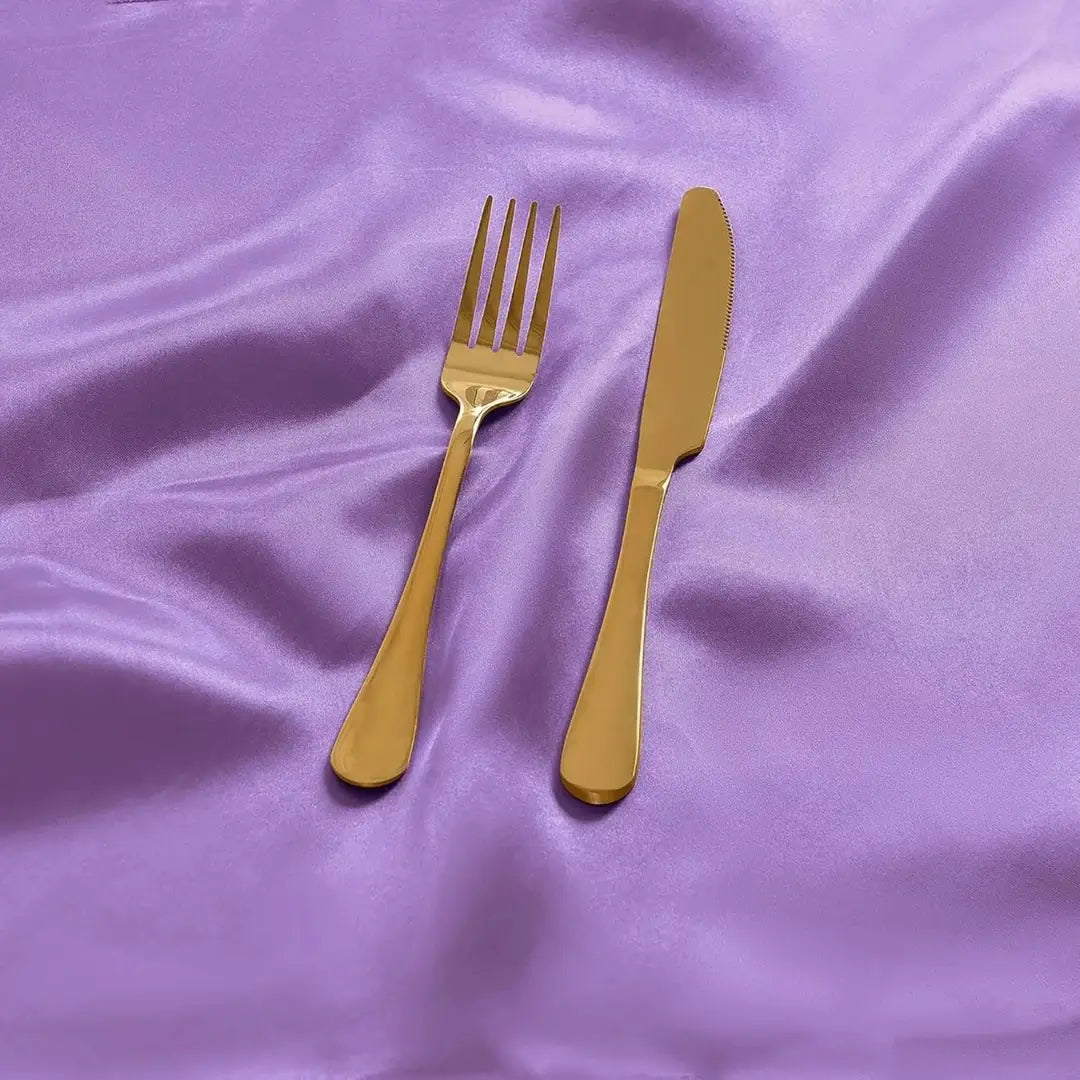 Guardanapos em tecido de cetim castellion kit 12PÇ roxo com talheres dourado tazmo casa  