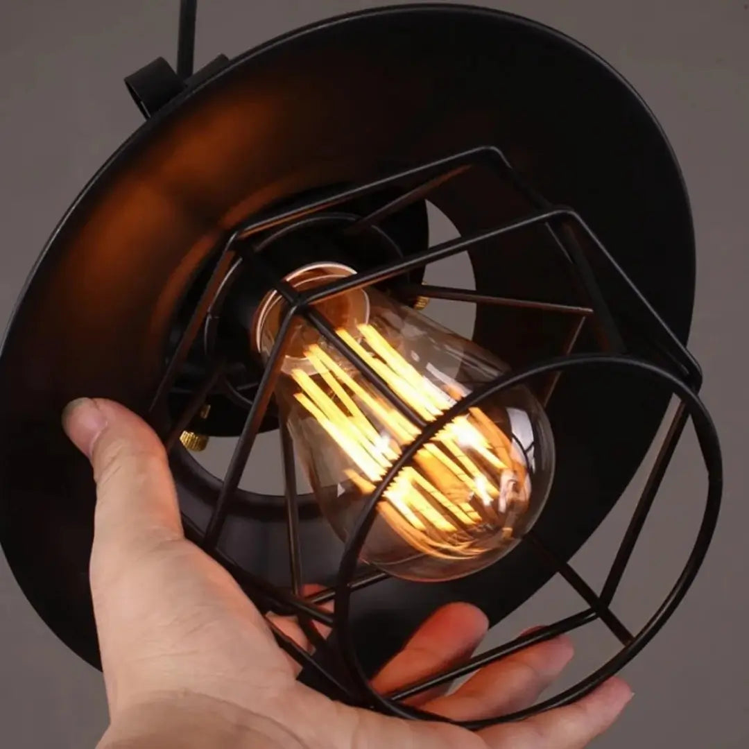 Luminária de teto rústica aragon lustre vintage decoração com lâmpada acesa 
