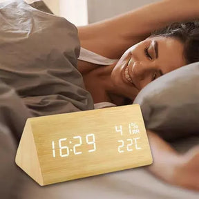 RELÓGIO DESPERTADOR COM LED DIGITAL INTELIGENTE